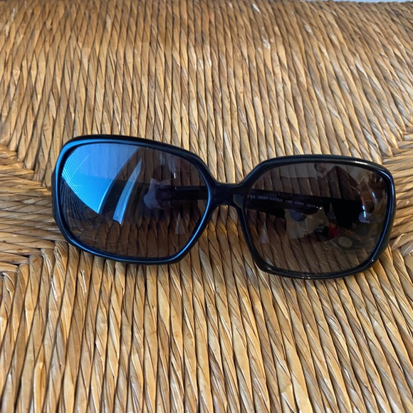 Tommy Bahama Accessories - Tommy Bahama Sunglasses black TB529SA Celtic floral design